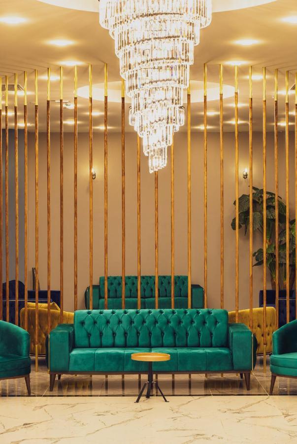 Hotel Residence Plaza Τυφλίδα Εξωτερικό φωτογραφία